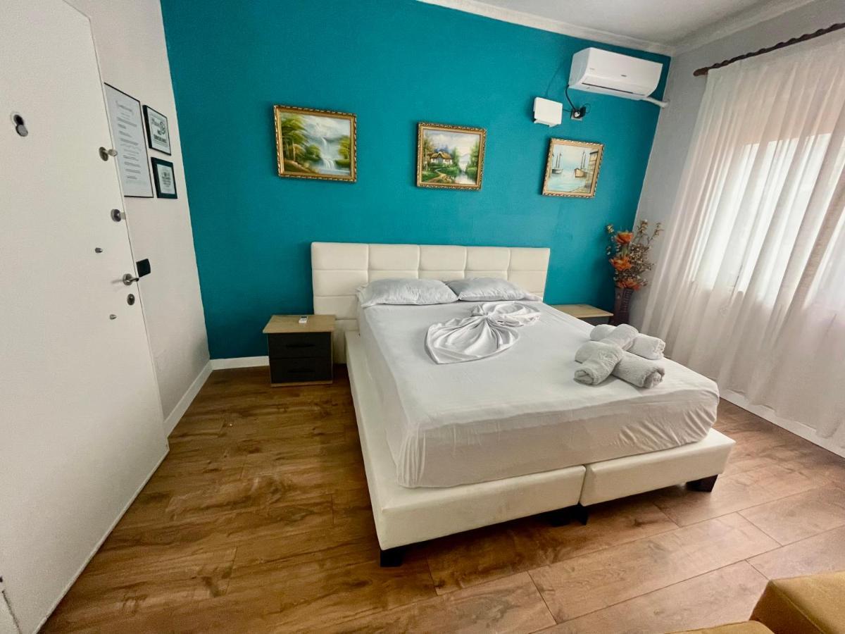 Central Room Private Entry And Bathroom Tiran Dış mekan fotoğraf